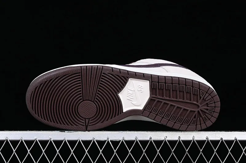 All categories Nk SB Dunk series Nk SB Dunk Low low-top sneakers Nk SB Dunk Low "Desert Sand" dark brown gray low-top series casual sneakers BQ6817-004